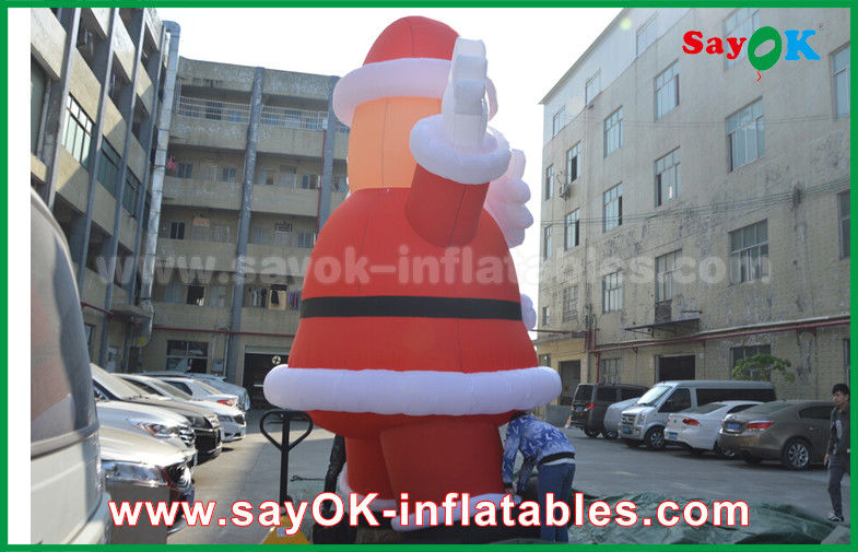 Custom Height Inflatable Holiday Decorations , Outdoor Inflatable Santa Claus