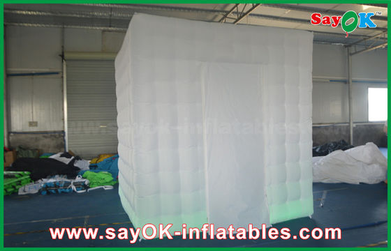 غرفه عکس بادی استخدام غرفه عکس بادی دیجیتال یک درب مربعی عکس سفید